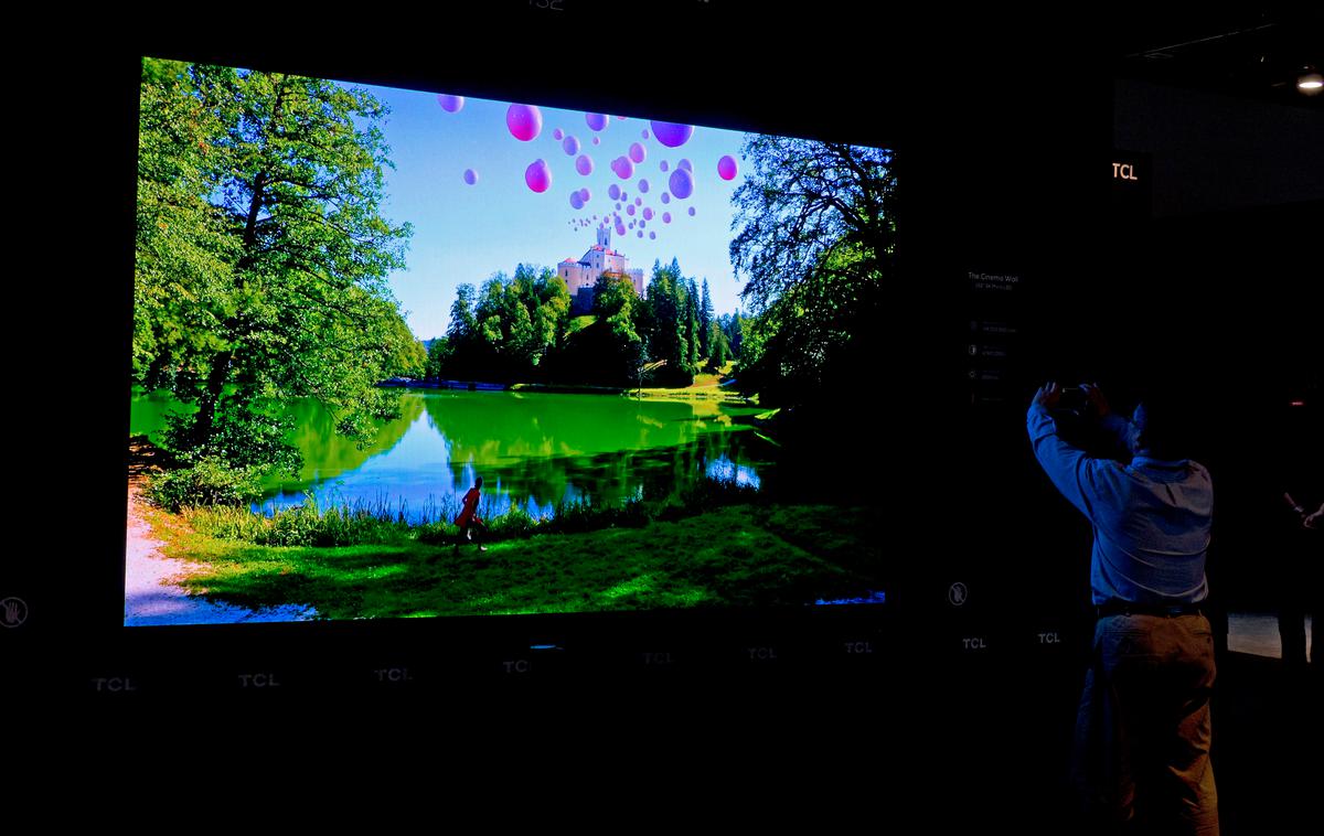 TCL, televizor | Foto Shutterstock