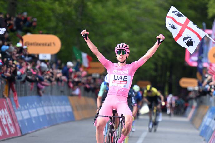 Tadej Pogačar, Giro 2024 | "Tadej je dirko naredil zanimivo. Ves čas napada, zelo aktiven je." | Foto Guliverimage