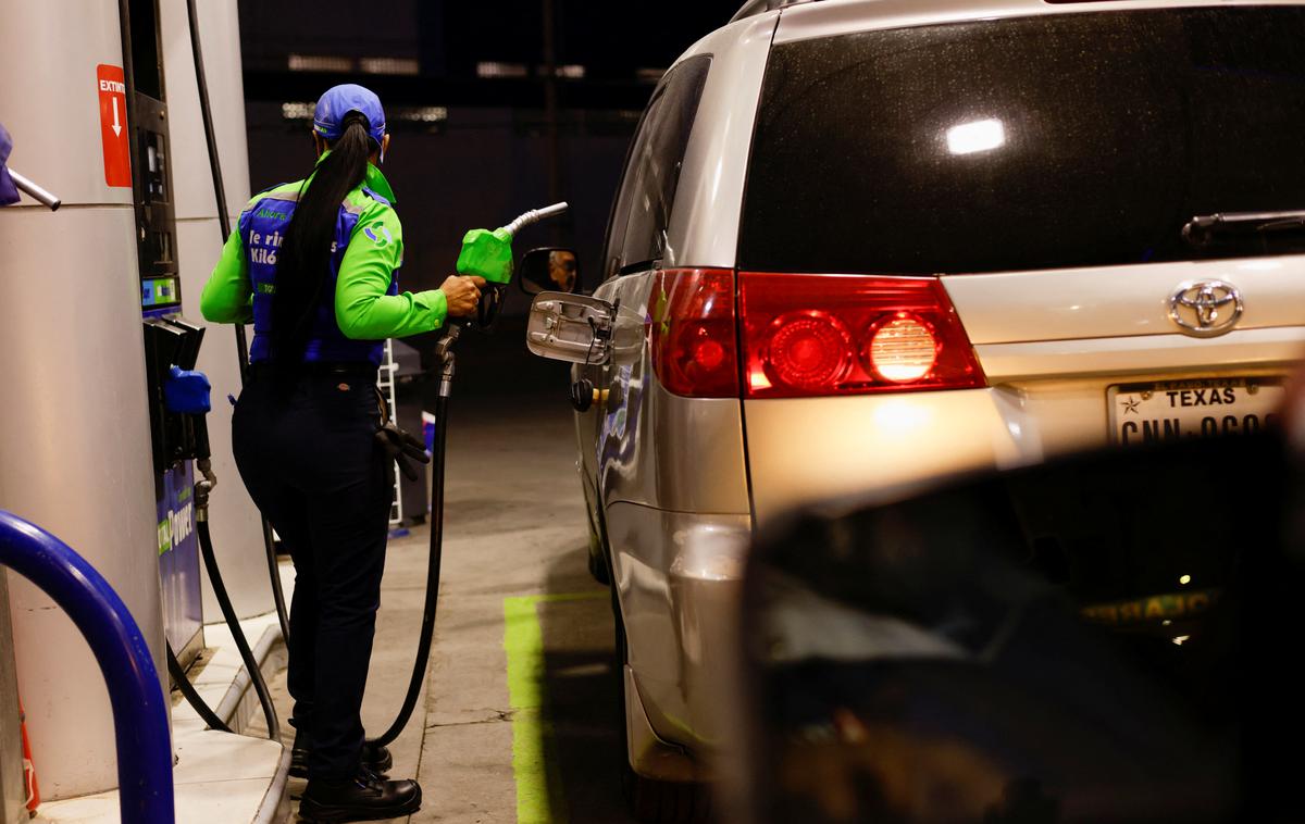 bencin črpalka ZDA | Foto Reuters