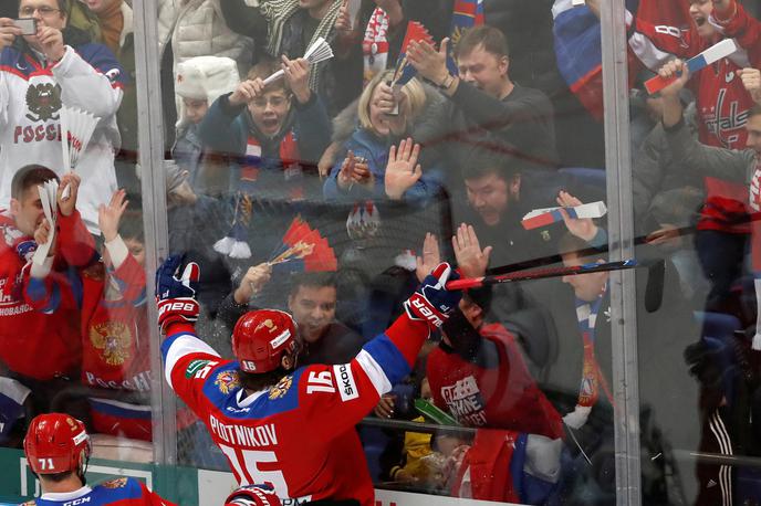 ruska hokejska reprezentanca Rusija Kanada hokej | Mednarodna hokejska zveza je Rusom v torek vzela gostiteljstvo SP elite prihodnje leto, a Rusi se bodo pritožili. | Foto Reuters