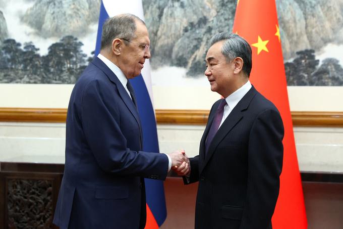 Sergej Lavrov, Wang Yi | Foto: Reuters