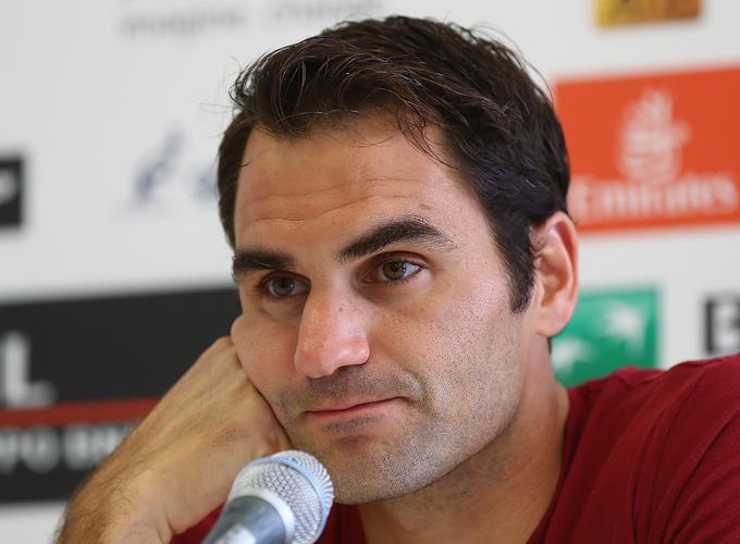 Veliki Roger Federer meni, da bi morala biti Marija Šarapova kaznovana za svoje grehe. | Foto: 