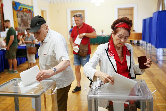 Danes se je na ukrajinskih predčasnih volitvah pomerilo 22 strank. | Foto: Reuters
