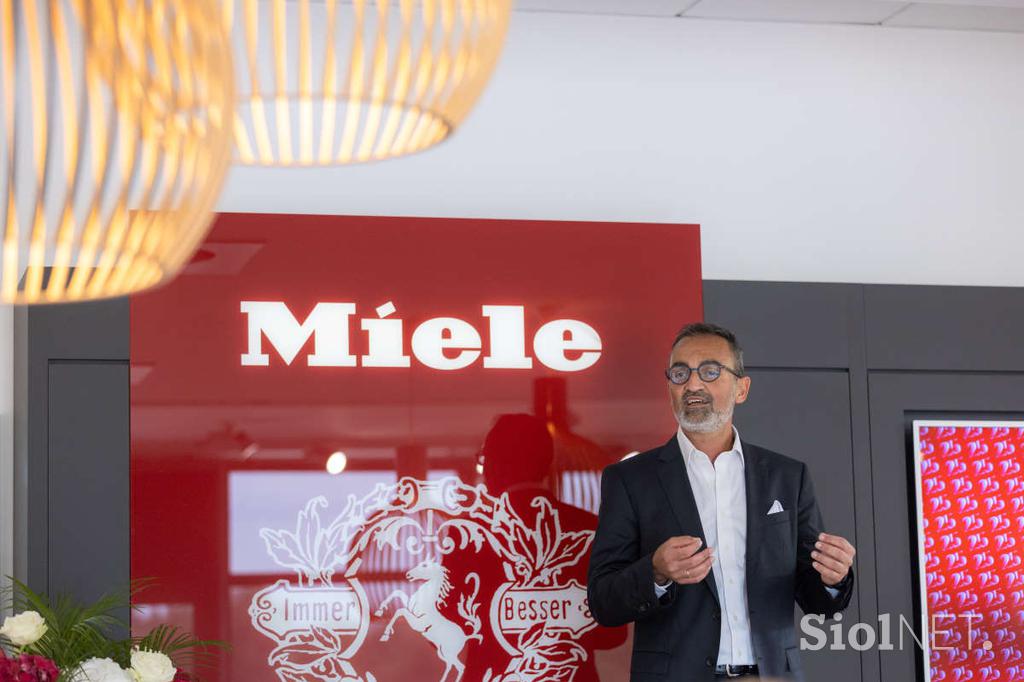 Miele25-0038_1200