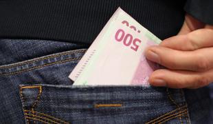 Slovenska proračunska luknja se je z oktobrom povečala na 852 milijonov evrov 