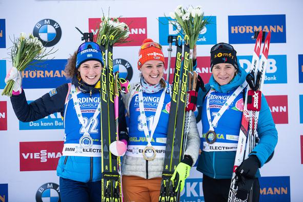 Slovenki tako kot prvi favoritinji streljali slabo, Nemka vzela ponujeno