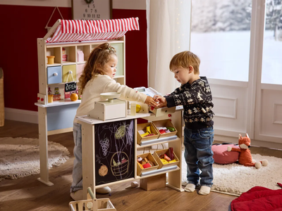 Lesene igrače, ki spodbujajo domišljijo, samozavest in veščine za življenje