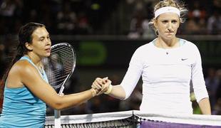 Azarenka ni dohitela Hingisove (video)