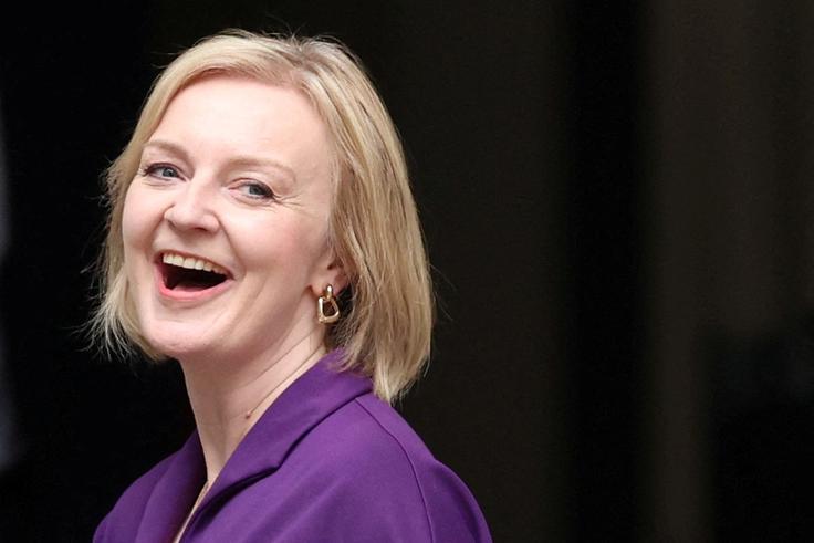 Liz Truss se je v zgodovino vpisala z najkrajšim premierskim stažem v zgodovini Velike Britanije. | Foto: Reuters