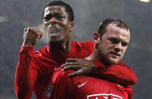 Evra na Old Traffordu do leta 2012