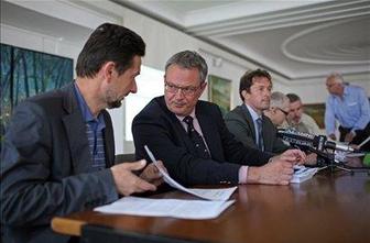 Zbor za republiko od Pahorja in MZZ pričakuje dokaze