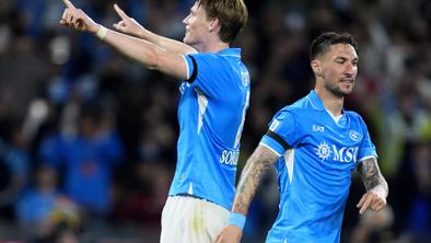 Šele drugi poraz Interja, Napoli se je še utrdil v vodstvu