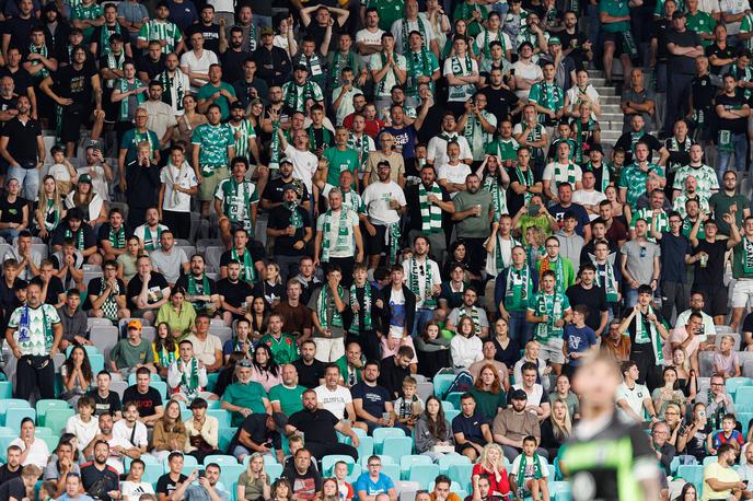 Olimpija Egnatia | Navijači Olimpije so zaman čakali na zadetek v mreži albanskih prvakov, a so bili vseeno zadovoljni s tistim, kar so po tako stresnem obdobju, s katerim so imeli opravka še pred nekaj dnevi, pokazali zmaji. | Foto Grega Valančič