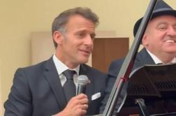 Emmanuel Macron navdušil s pevskim talentom #video