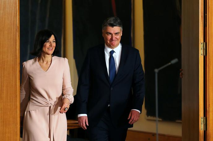 Zoran Milanović s soprogo | Hrvaški predsednik Zoran Milanović je na Pantovčak prišel z ženo in novo hrvaško prvo damo Sanjo Musić Milanović. | Foto Reuters