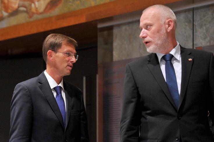 Miro Cerar in Milan Brglez sta se znotraj SMC večkrat znašla na nasprotnih bregovih, tudi ko je šlo za vprašanje, ali naj SMC sodeluje v povolilni koaliciji z Janševo SDS. | Foto: STA ,