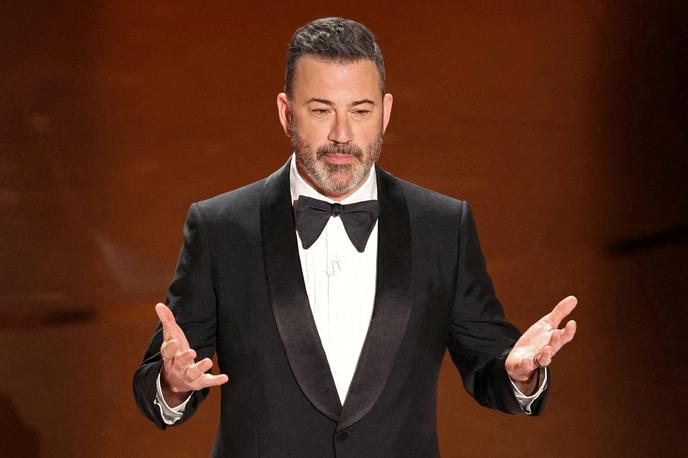 Jimmy Kimmel | "Konec tedna smo dosegli novo dno, ko je tolpa Maga obupano poskušala tega fanta, ki je umoril Kirka, prikazati kot karkoli drugega kot enega izmed njih," je dejal Kimmel v sporni izjavi. | Foto Reuters