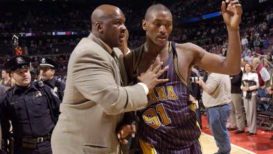 Pretep, ki je za vedno spremenil ligo NBA #video