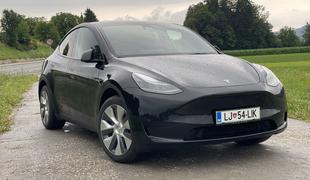 Ponovitev lanskega leta? Tesla v Sloveniji spet niža cene.