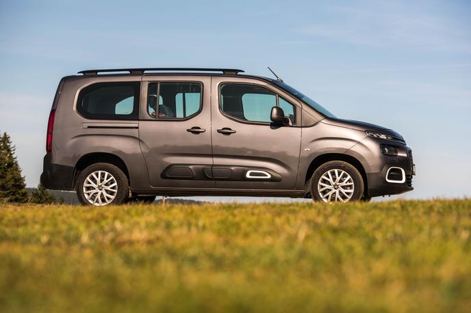 citroën berlingo XL 1.5 BlueHDi 130 feel | Berlingo, najbolj priljubljen družinski enoprostorec, in drugi tudi priljubljeni Stellantisovi družinski modeli bodo od tega meseca naprej na voljo le še s polnim električnim pogonom. | Foto Gašper Pirman