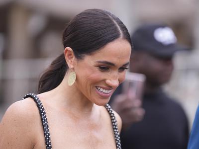 Netflix zaradi požarov preložil premiero oddaje z Meghan Markle