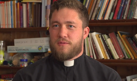 Slovenski duhovnik odgovoril na vprašanje, ali je že imel spolne odnose #video