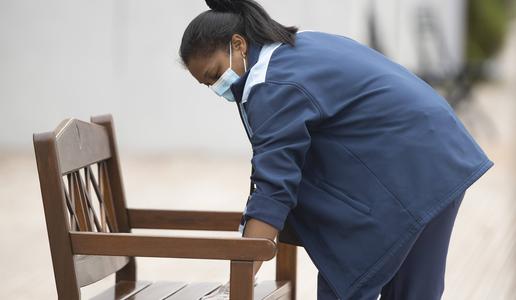 Lastnik najprej streljal, namesto da bi vprašal