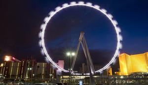 V Las Vegasu največje razgledno kolo na svetu (video)