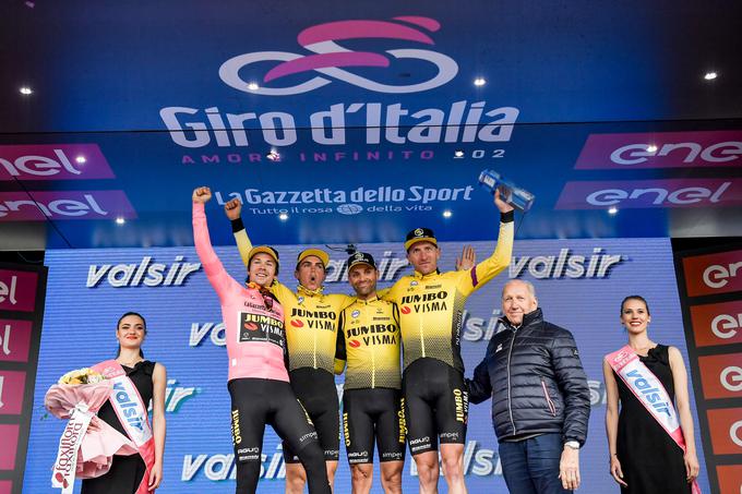 Po etapi ima slovenski as več dela od tekmecev. | Foto: Giro/LaPresse