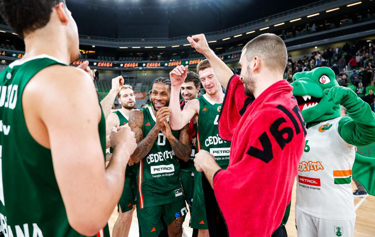Cedevita Olimpija - Veolia Towers Hamburg | Cedevita Olimpija se bo za mesto v polfinalu pomerila z Ilirijo. | Foto Aleš Fevžer