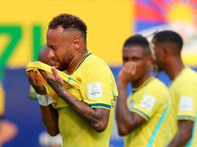 Neymar končal v solzah, Ancelotti zavrnil namigovanja