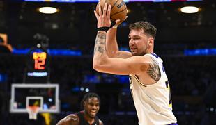 Luka Dončić do trojnega dvojčka in rekorda franšize, LA Lakers so se igrali z ognjem
