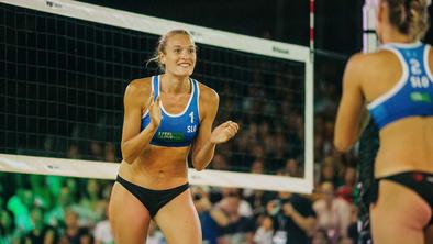 Slovenski odbojkarici navdušili na Kongresnem trgu