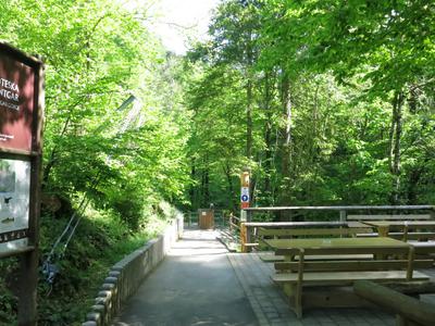 Inšpektorat: Gradnja in pobiranje vstopnine v Vintgarju sta nezakonita