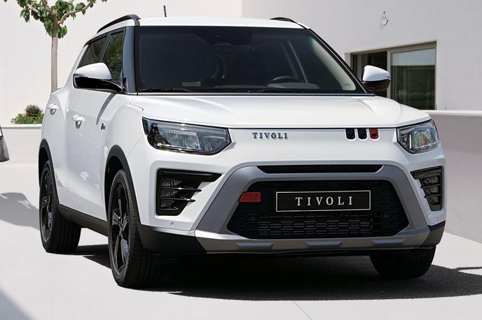 KGM SsangYong tivoli | Na slovenske ceste se vrača križanec tivoli, ki bo za zdaj na voljo le z dvokolesno gnanim pogonom. | Foto KGM Ssangyong