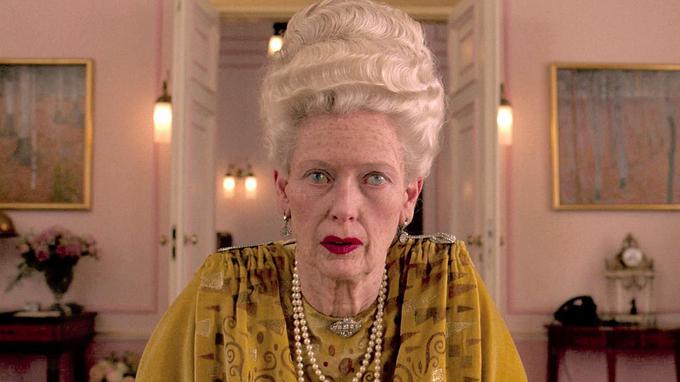 Tilda Swinton kot Madame D. | Foto: 