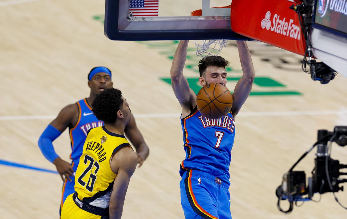 OKC Indiana | Oklahoma City je tokrat brez večjih težav premagala Indiano. Ušla ji je v drugi četrtini in nato prednost zadržala do konca. | Foto Reuters