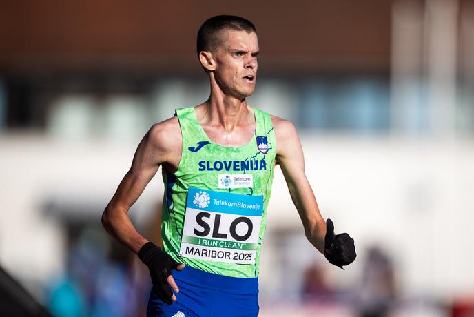 Jan Kokalj popravil kar 36 let star državni rekord in zmagal na Hrvaškem