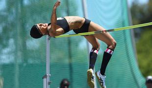 Tisočinke odločale na visokih ovirah, McPhersonova čez 200 centimetrov