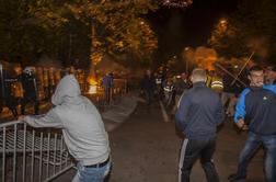 V črnogorski prestolnici policija znova s solzivcem nad protestnike