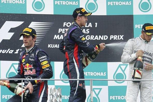Hamilton: Na tretji stopnički bi moral stati Rosberg