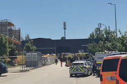 Huda nesreča v Velenju: v zrušenju gradbenega odra pet poškodovanih, med njimi dva kritično #foto