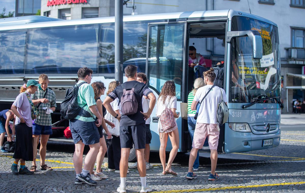 Glavna avtobusna postaja in glavn železniška postaja Ljubljana | S 1. septembrom je začel veljati nov vozni red za krajevne avtobuse. | Foto Gaja Hanuna