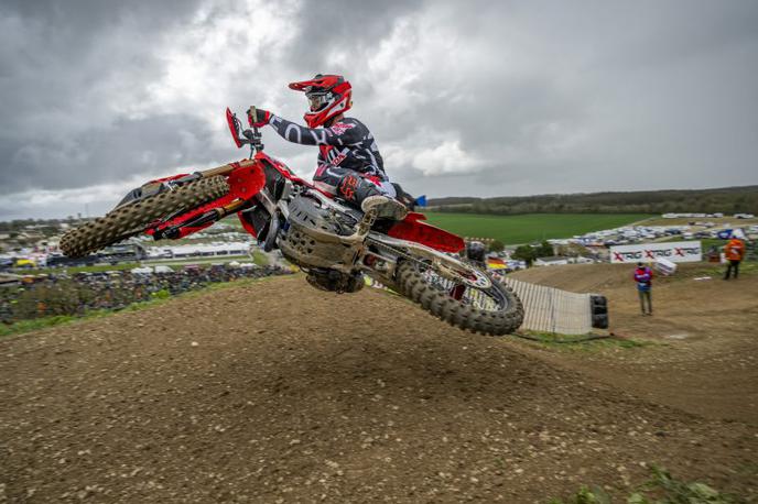 Tim Gajser Francija Honda | Tim Gajser je bil na sobotni kvalifikacijski vožnji v dežju in blatu drugi. | Foto Honda Racing/ShotbyBavo