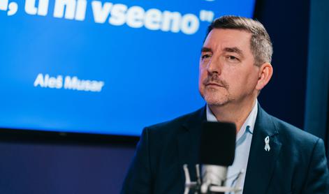 “Kot strela z jasnega”: Mož predsednice razkril šokantno diagnozo