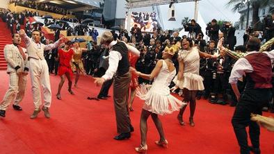 Cannes 2013: peneče vino in ples v dežju