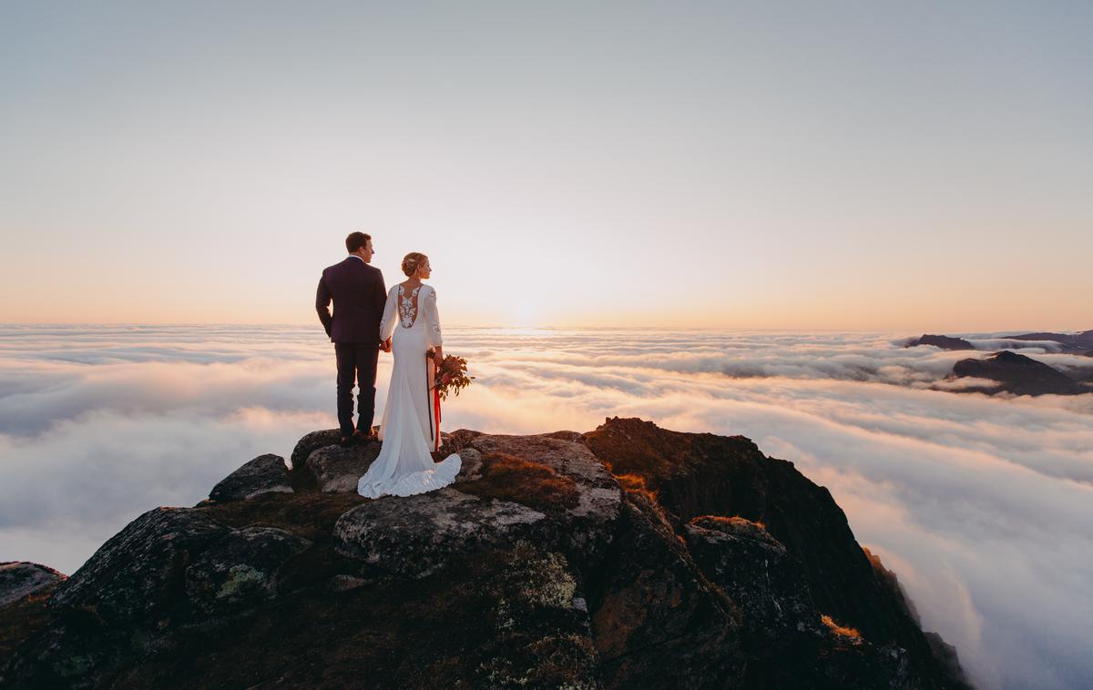 najlepše poročne fotografije | Fotografija, ki jo je posnela norveška fotografinja Christin Eide, je bila med finalistkami izbora najboljših poročnih fotografij leta 2019. | Foto Cover Images