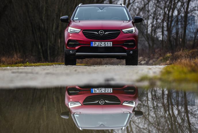 Ima Oplov največji družinski SUV prave adute v rokavu?