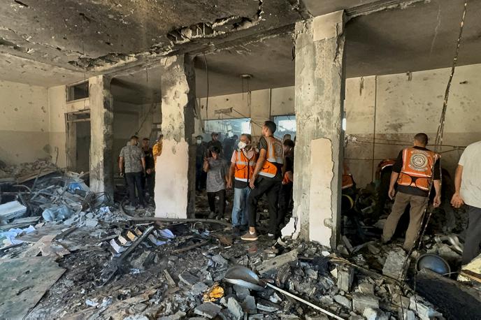 Gaza | Izraelska vojska je v začetku meseca že uničila dve šoli v Nuseiratu. | Foto Reuters
