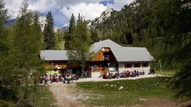 Planinski dom na Zelenici (1536 m)